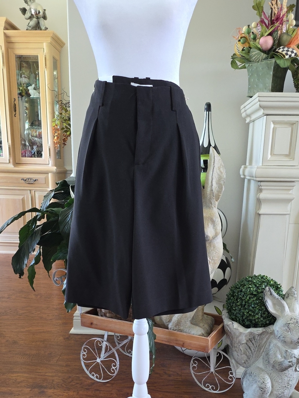 Gibson Latimer Black High-Waist Wide Leg Bermuda Shorts
